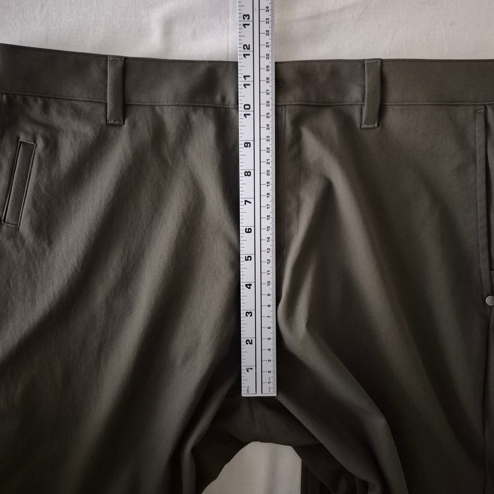 Vuori Cascade Chino Pant Mens 36 Dark Oregano Brown Technical Stretch V427 - Picture 9 of 12